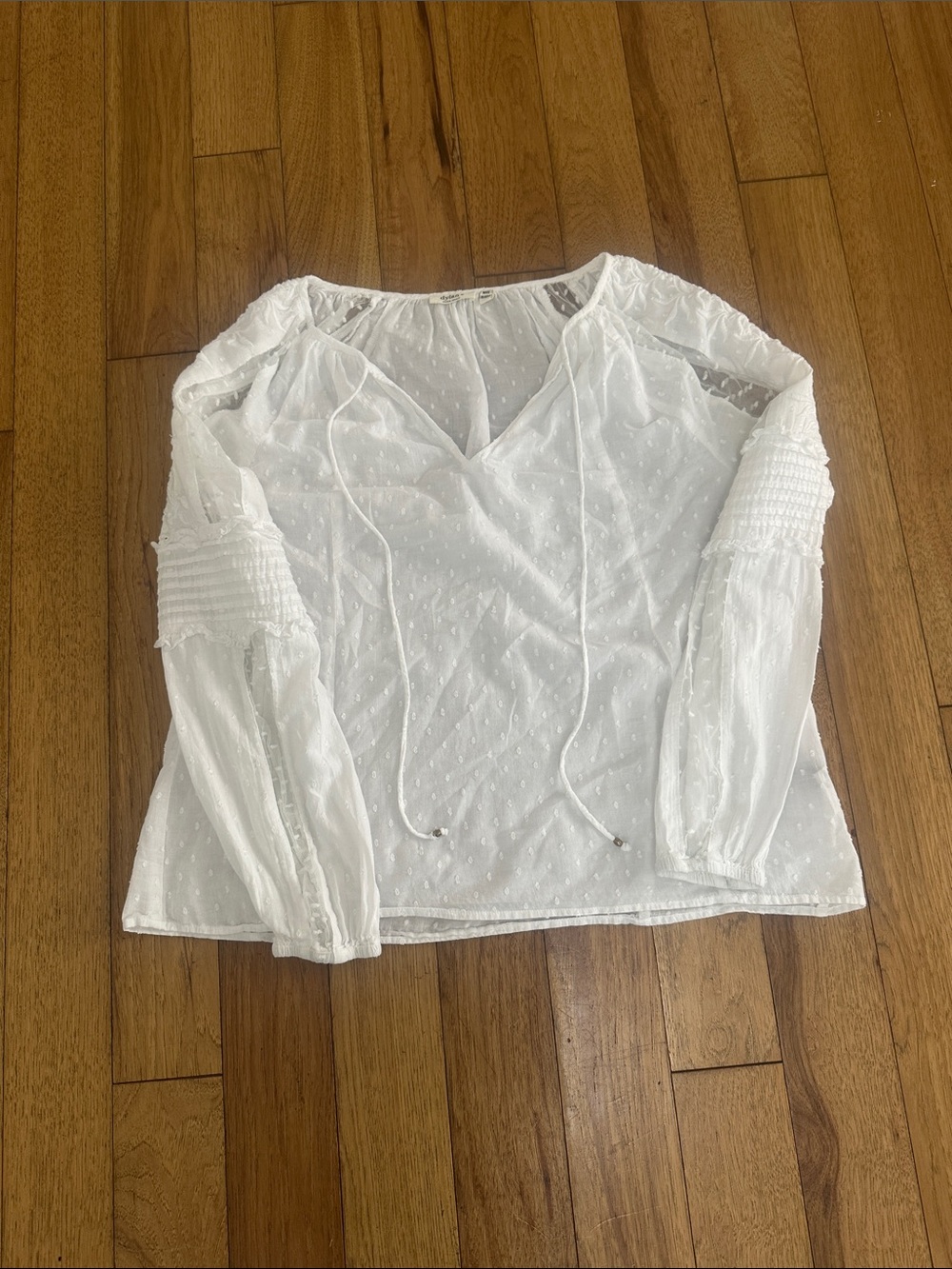dylan White Swiss Dot Peasant Top shirt xs like new